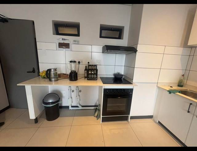 1 BEDROOM PROPERTY TO RENT IN ILLOVO